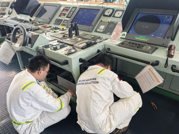 Malins Marine-Ingenieurteam betreut Schifffahrtskunden im Hafen von Zhoushan